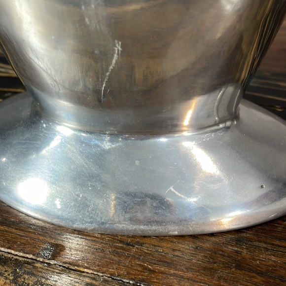 Very heavy metal vase - Picture 14 of 15